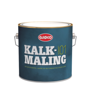 En dåse kalkmaling står på en hvid baggrund. Den er fra mærket Gjøco, malingtitel "KALK-MALING" med undertitel "Gir Softmatte, Vakre og Betongaktige Overflater".